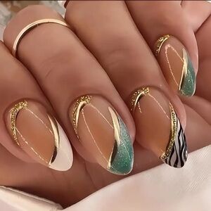 Women’s Natural Green Accent Animal Print Press On Nails